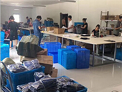 北京瑪佐尼工服發貨現場