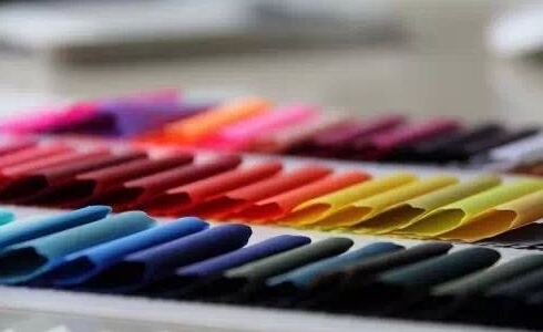 企業(yè)工服定做面料的選擇