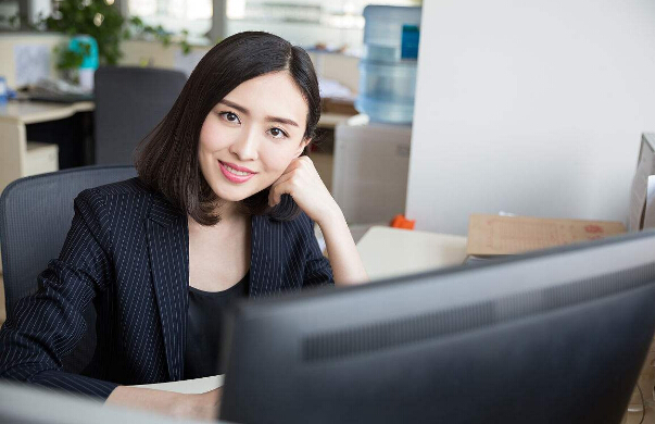 辦公室白領工服定做