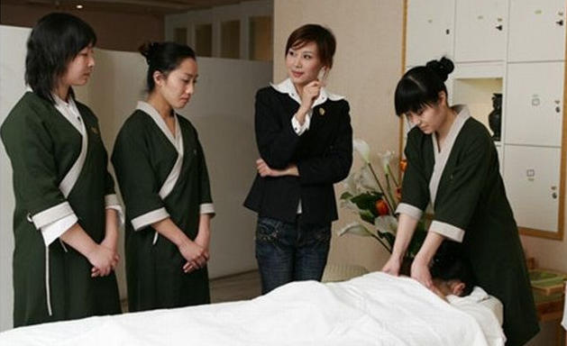 美容院工服定做解決方案